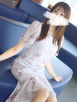 和泉まりな